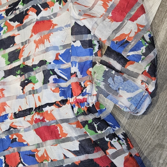 Ruby Rd Women's Sheer Panel Floral Blouse with 2 - Way Sleeve Size 10 - Picture 9 of 9